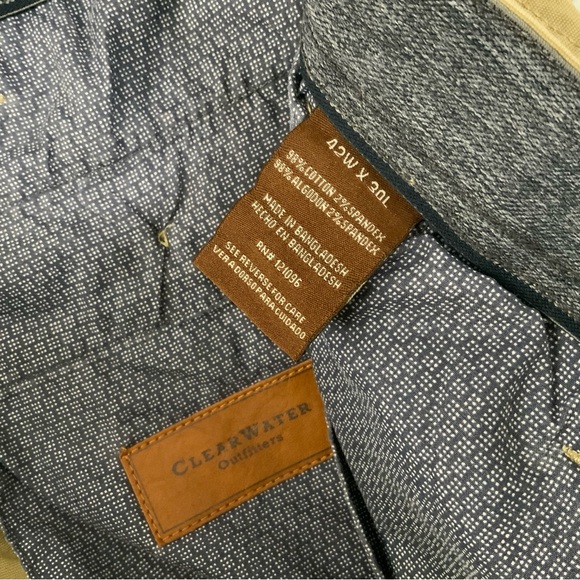 Clear Water Outfitters Men's Cargo Pants 42x29 Khaki Straight Leg Comfort Waist - Picture 5 of 13